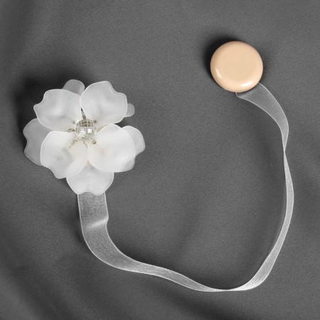 Picking for curtains "Tender flower", d = 6 cm, white color-1