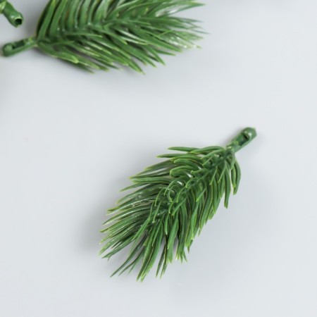 Decor for creativity "spruce branch" green 6 cm-1