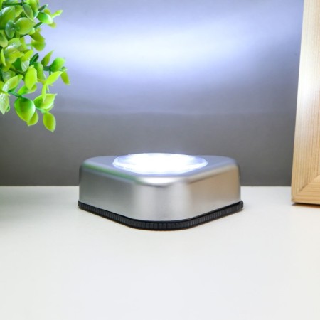 Night Pushlite "Triangle" 3xLED, 3AAA gray 6.5x6.5x2.5 cm Risalux-4
