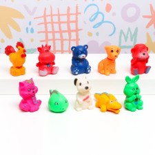 A set of toys - batteries for bathing in the bathtub 