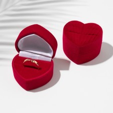 The case velvet for earrings/ring 
