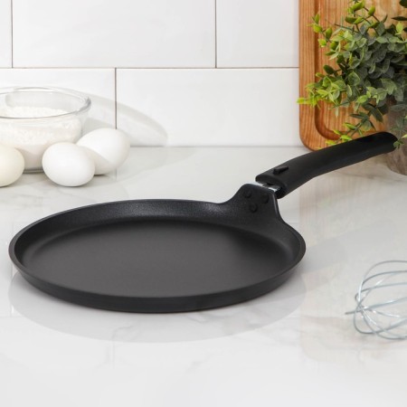 The pan -pancake “Tradition”, D = 24 cm, removable handle, anti -stick coating, black color