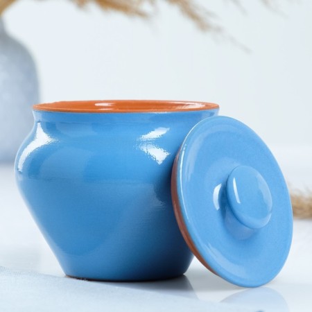 A hot pot with a Vyatka lid 0.6l, blue-1
