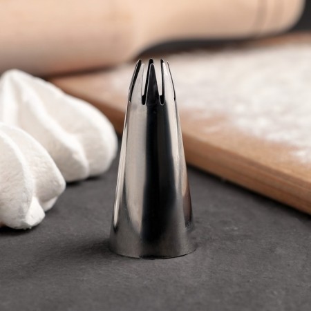 Confectionery nozzle "Closed star", d = 2.2 cm, output 1.2 cm, stainless steel-1