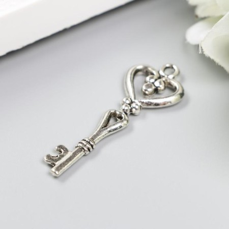 Metal decor "Core-hearted" 4x1.3x0.5 cm-1
