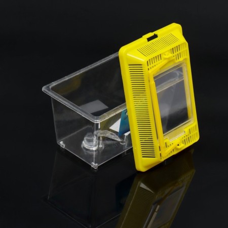 Carriage is rectangular, 17.6 x 11.2 x 13 cm, yellow-3