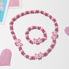 Set of children's “chosen” 2 subjects: beads, bracelet, mouse, pink color