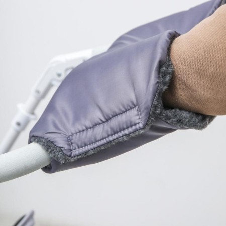 Club on the handle of the stroller, the color is gray-1