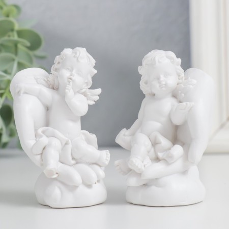 Polystone souvenir "Snowthrough angel in the palm" MIX 8x4.5x4 cm