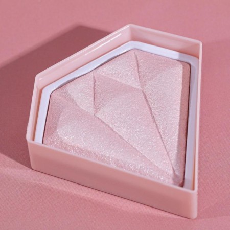 Baked highlighter for cosmic radiance, shade Love Gold, 8 gr.-2