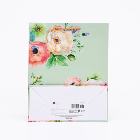 Gift package "Flowers on greenery", 26 x 32 x 12 cm-1