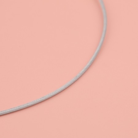 The knitting needles are circular, for knitting, with a metal cable, d = 2 mm, 50 cm-2