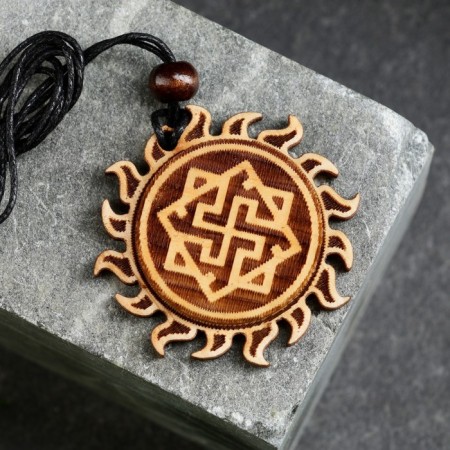 The amulet "Valkyrie" Sunny Cedar, a symbol of protection and wisdom-1