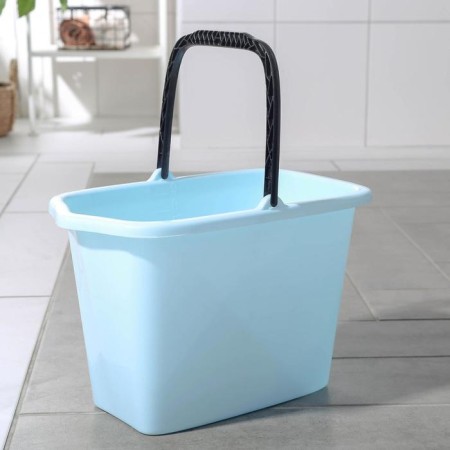 A rectangular bucket, 9.5 l, color mix