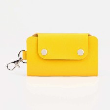 Key on the buttons, length 11 cm, 7 carabiners, yellow color