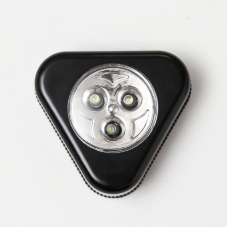 Night Pushlite "Triangle" 3XLED, 3AA Black 6.5x6.5x2.5 cm Risalux-2