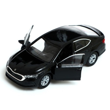 Модель машины Skoda Octavia IV, масштаб 1:38, МИКС-9