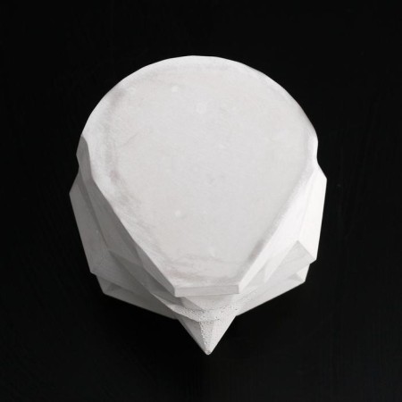 Kashpo polygonal "head", white color, 11 × 12 cm-3