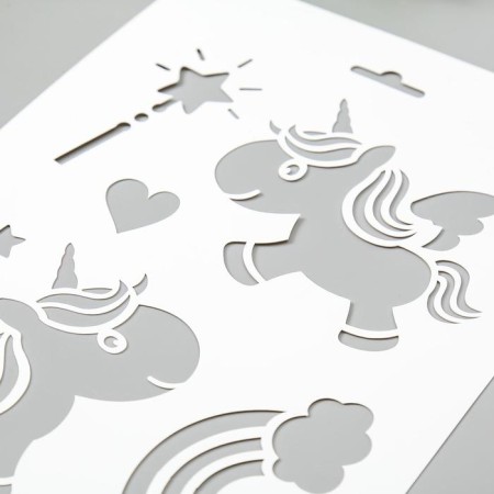 Stencil plastic "Unicorn" 16x22 cm-1
