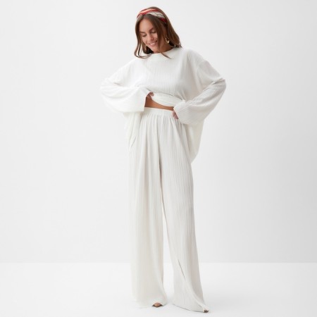Women's costume (blouse and trousers) Mist Classic Collection, p. 44-46, white-2