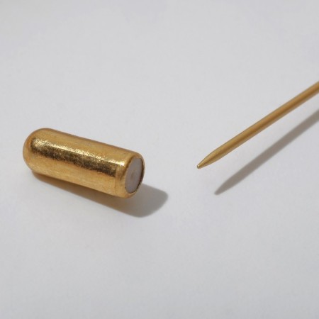 Lilia Royal pin 7.6cm, white-blue color in matte gold-3