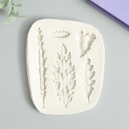 Mold Silicon "Leaves" 5 objects 1x8x10 cm