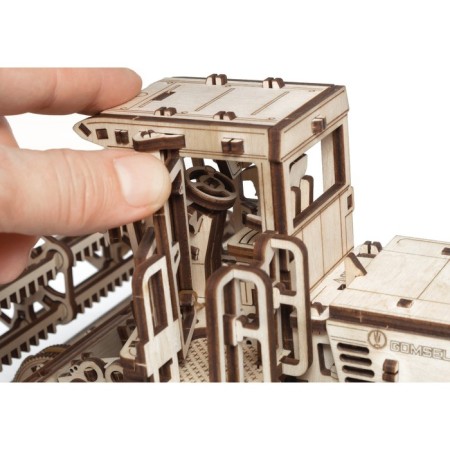 A prefabricated model from wood "Self-propelled KS-150"-10