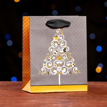 Laminated "Flower Christmas tree" 11.5 x 14.5 x 6 cm