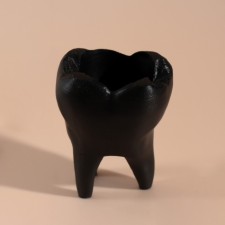 Concrete “tooth” height 9.5, 7.5*6.5 cm black