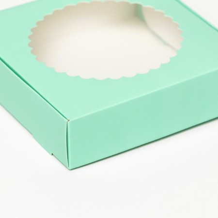 Gift box team with a window, green, 11.5 x 11.5 x 3 cm-3