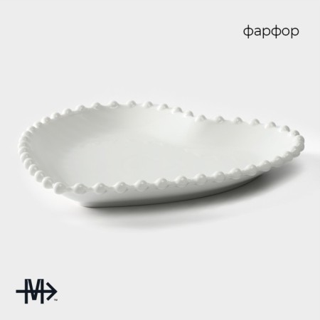Porcelain plate Magistro "Heart", D = 30 cm, white color-1