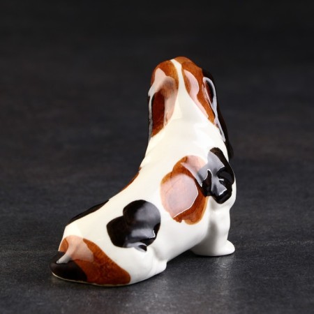 Porcelain figurine "Basset Hount", 7 cm, copyright painting-2