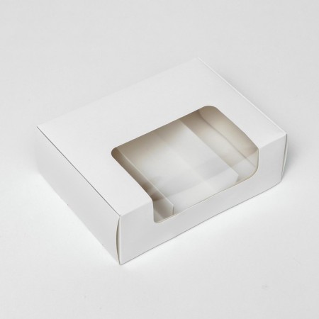 The box is folding, under 3 eclairs, white, 15 x 15 x 5 cm-1