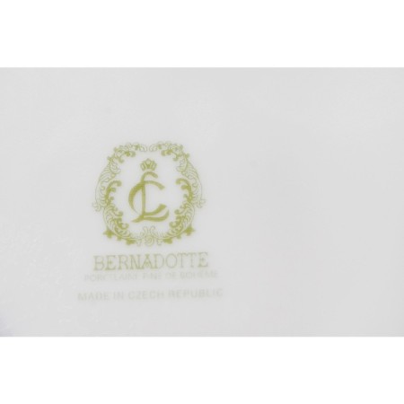 Small plate Bernadotte, decor "Pale roses, platinum layout", 25 cm-1