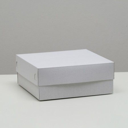 Confectionery packaging, 25 x 25 x 10 cm