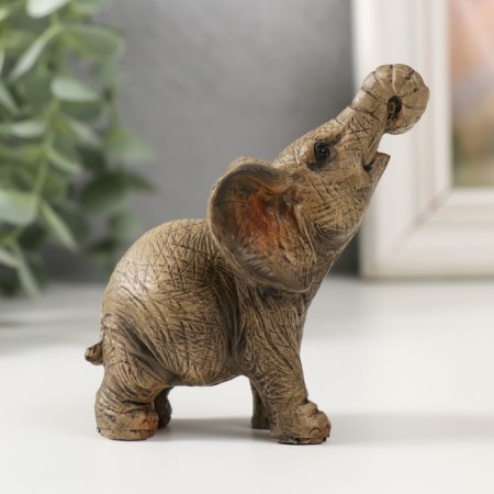 Souvenir Polystone "Elephant on a Watering" 7x5.5x6.5 cm-3