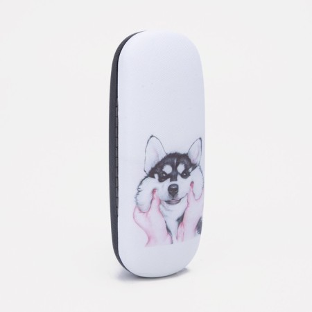 Case for glasses on the cracker, white color