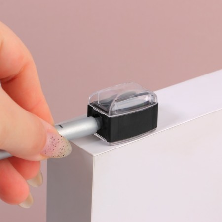 Cosmetic sharpener, with a lid, black color-6