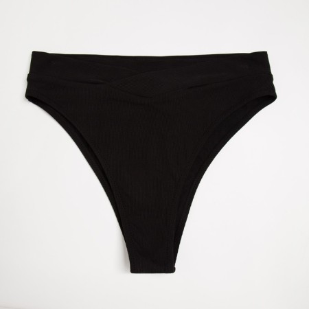 Female women's swimming trunks are high, black color, size 44-3