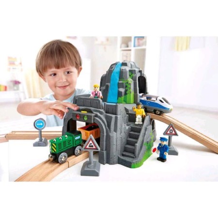 Mountain tunnel, with light and sound, on batteries-1