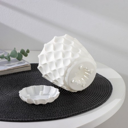 Pot for flowers with a pallet "Wave", 1.4 l, d = 14.5 cm, snow -white color-2