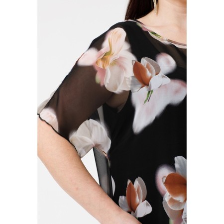 Women's dress, size 66-6