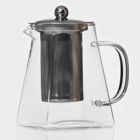 A glass teapot with a metal sieve Magistro "Darcy", 750 ml