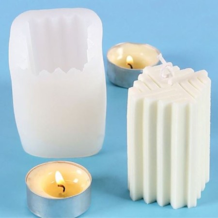 Mold Silicon for the Penelope candle 5.6x5.6x12.7 cm