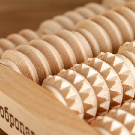 Banner massager for the back of the "Dobroparov" roller, combined-1