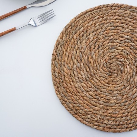 Serving napkin on the table "Turn", d = 30 × 0.5 cm-5