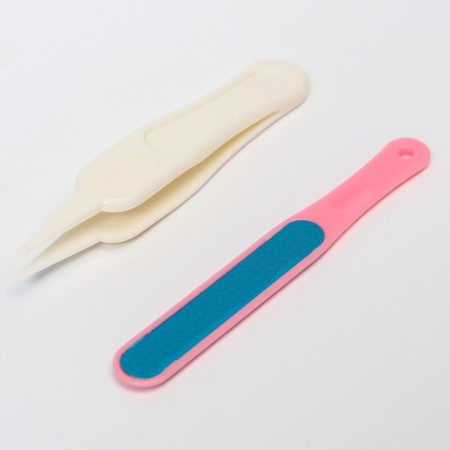 Manicure child: scissors, tongs, saws, tweezers, pink color-5