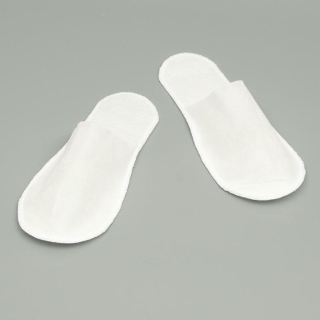 Disposable slippers economy white, closed cape