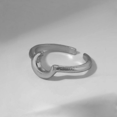 The Ring "Crescent" was minimal, the color is silver, dimensionless-2
