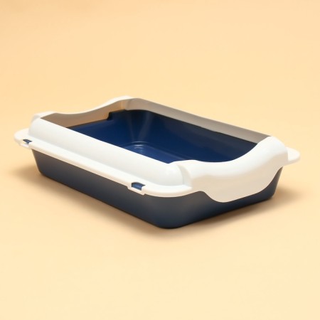 Medium toilet with 36 x 26 x 9, blue/white